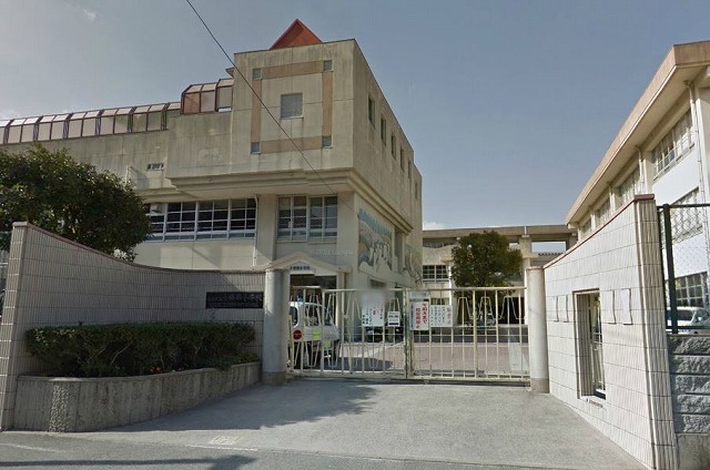 Primary school. Kotabe 300m up to elementary school (elementary school)