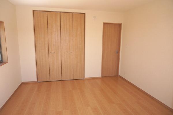 Same specifications photos (Other introspection)