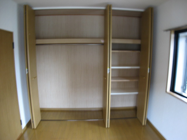 Receipt. Western style room