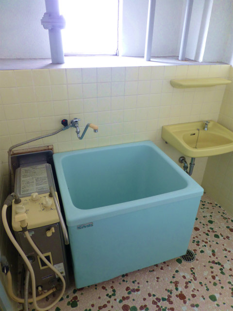 Bath. Please slowly heal the fatigue of the day