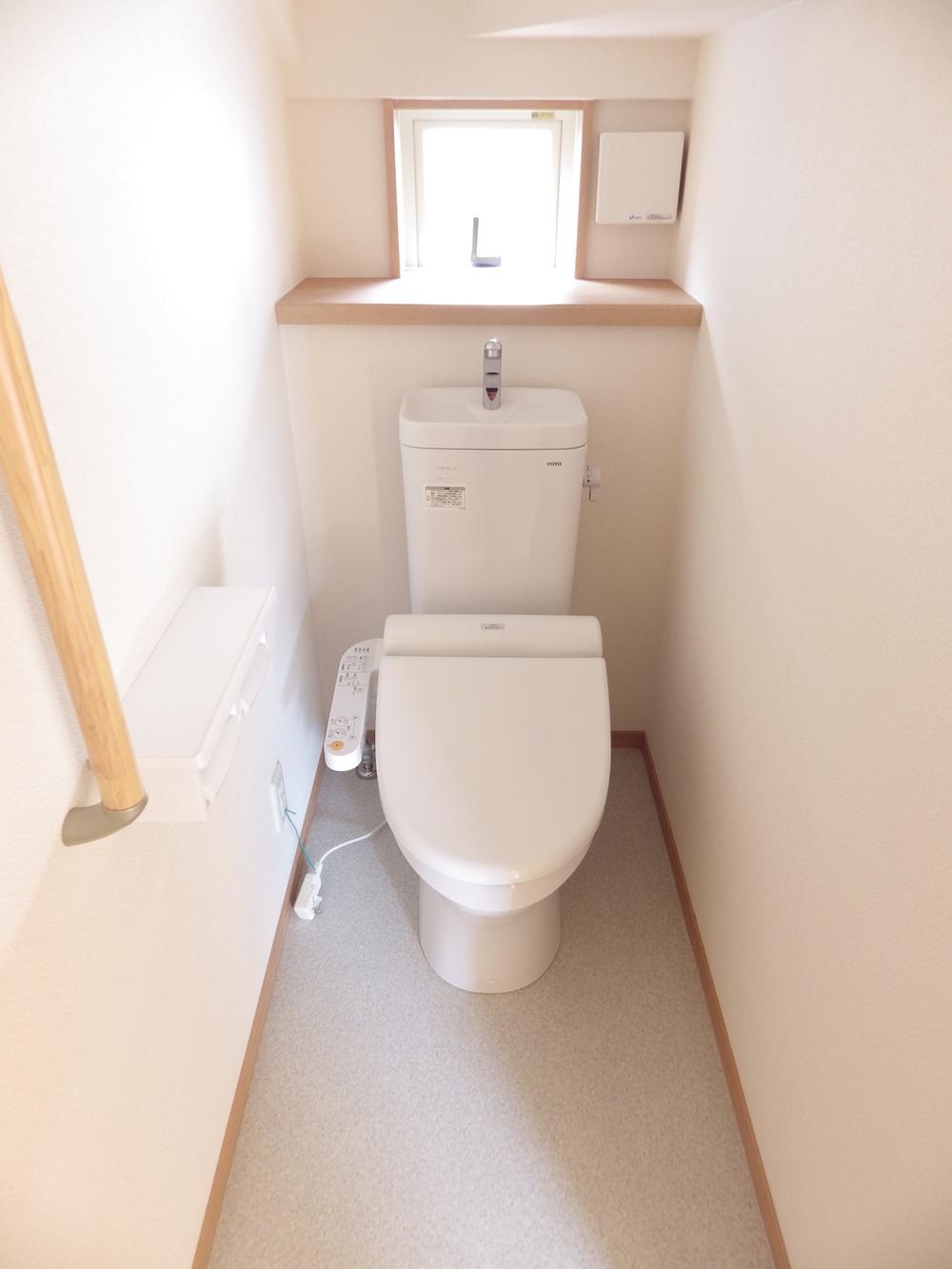 Toilet. 1,2 floor there is a toilet.