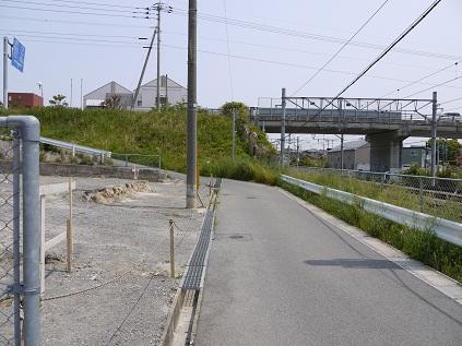 Local photos, including front road. During construction South front road