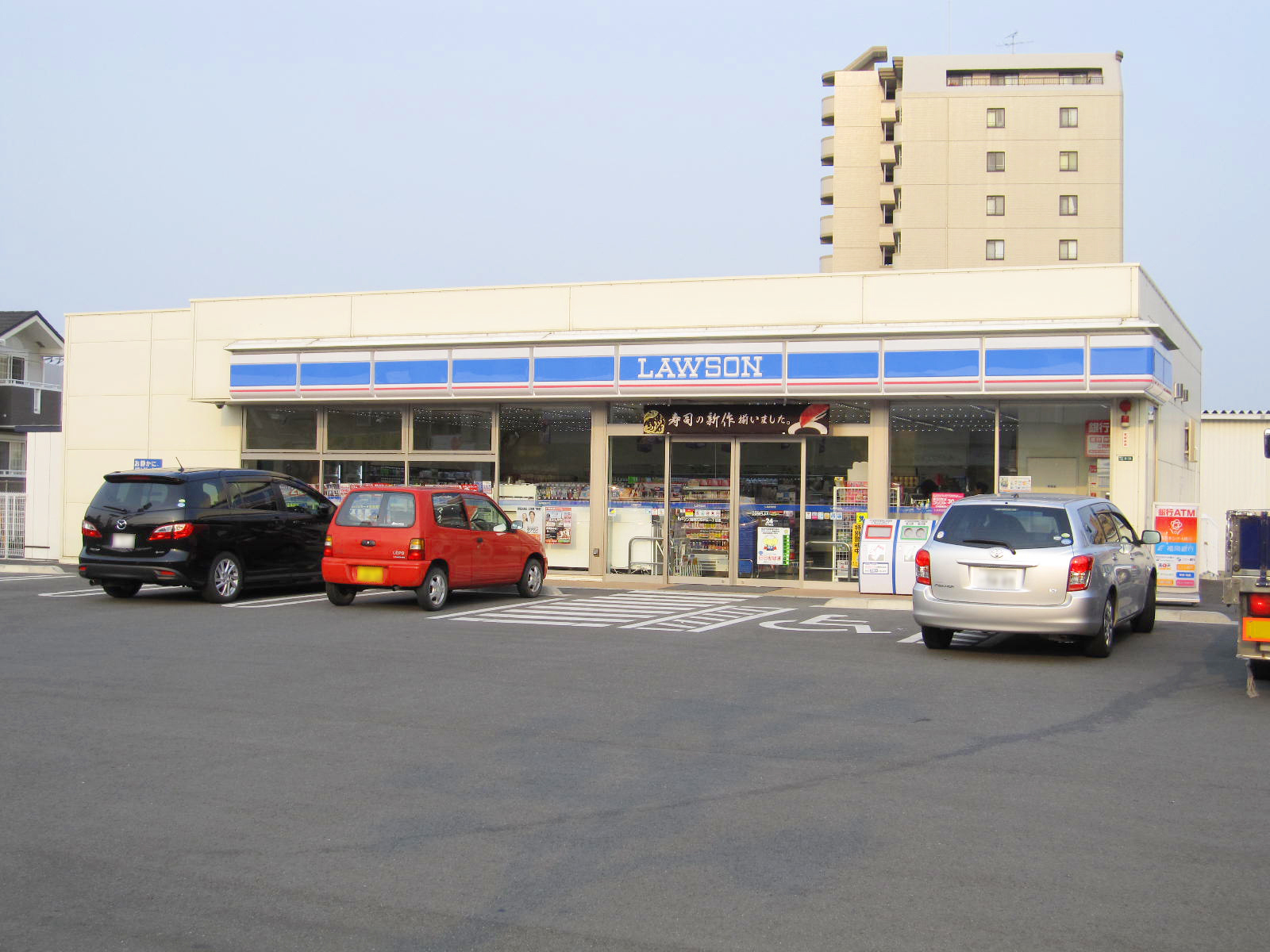 Convenience store. Lawson Fukutsu Hanamigaoka chome store up (convenience store) 705m