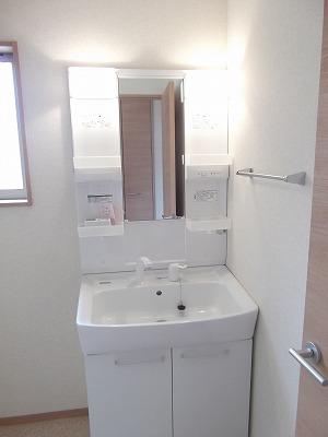 Same specifications photos (Other introspection). Same specifications