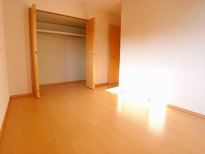 Receipt.  [Same specifications] Each room with storage. Proceed our clean up (^ - ^).