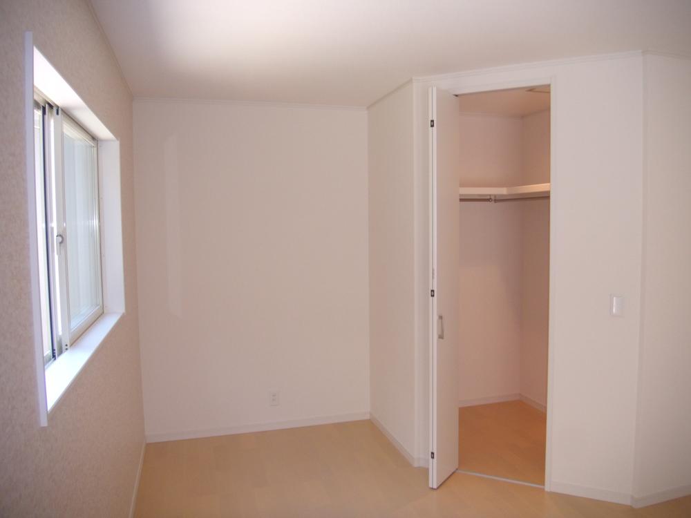 Same specifications photos (Other introspection)