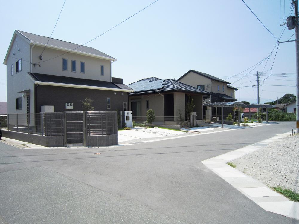 Sale already cityscape photo. Sale already the city average