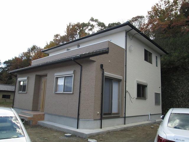 Local appearance photo. Local (11 May 2011) Shooting