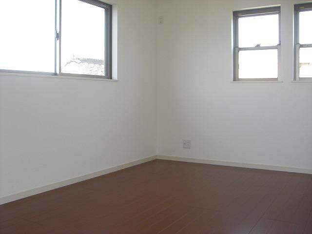 Non-living room. Room (August 2013) Shooting