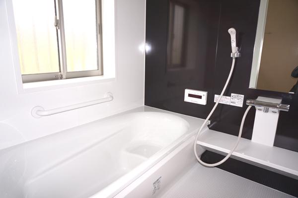 Same specifications photo (bathroom). (3 Building) same specification