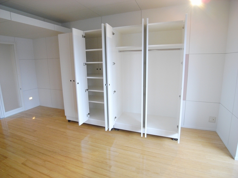 Receipt. There is also a closet