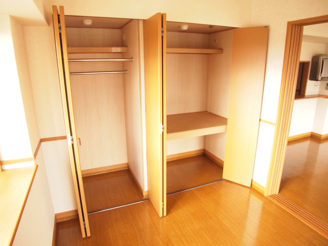 Receipt. It is also a structure that was thought of course live human thing.