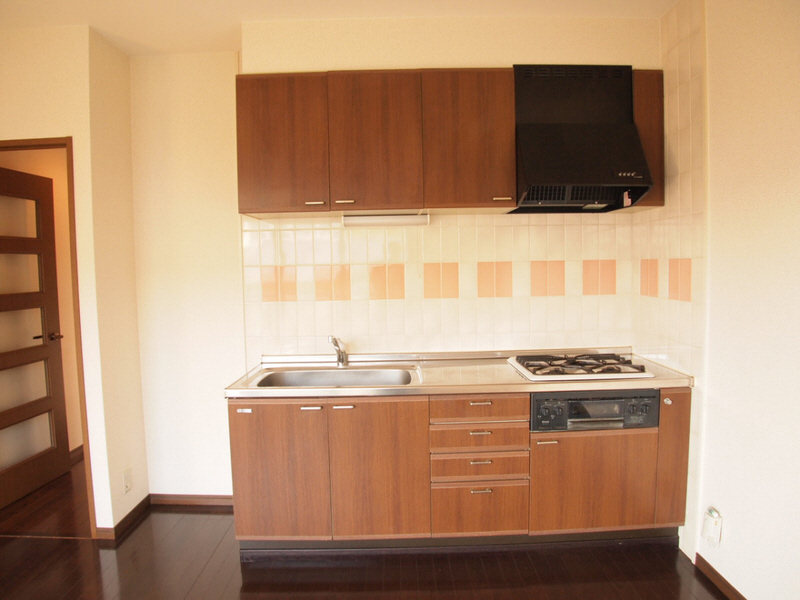 Kitchen. I like the refrigerator yard is secured.