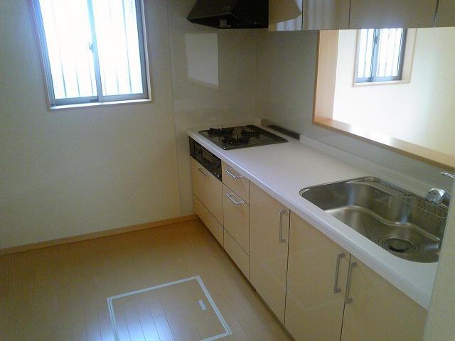 Same specifications photo (kitchen). 3-neck gas stove! (Same specifications photo)