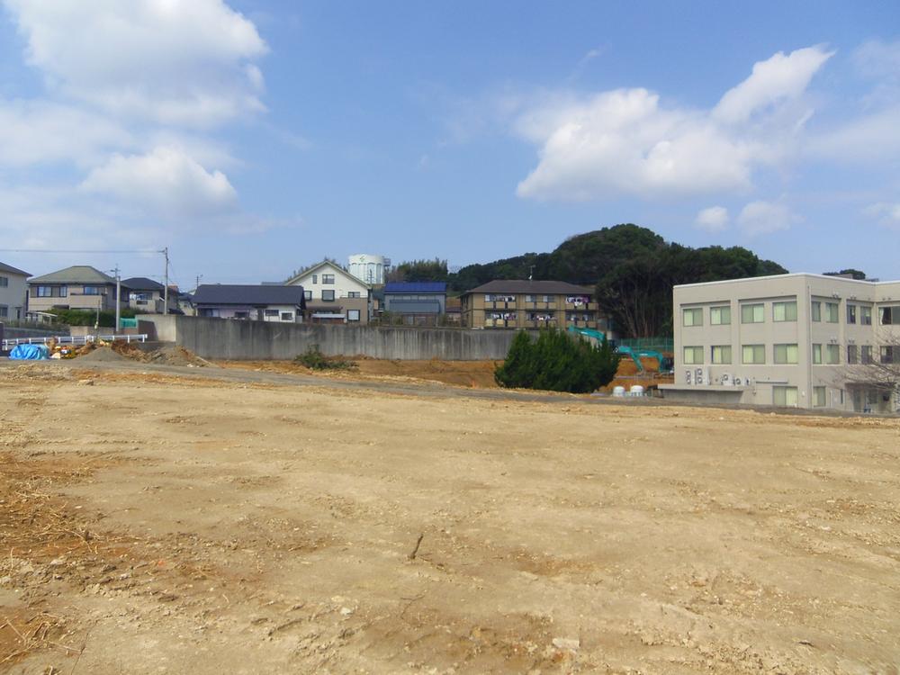 Local land photo. Local (03 May 2013) Shooting