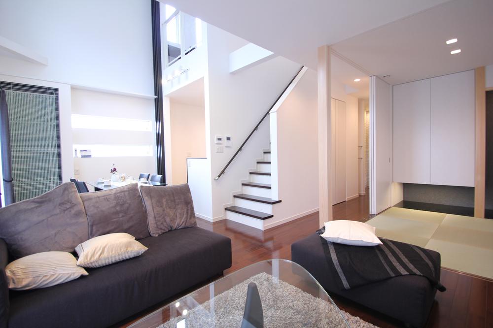 Building plan example (introspection photo). Sunny Garden Ito II street corner exhibition hall