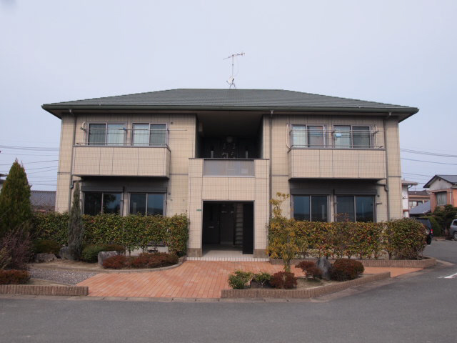 Building appearance. There are plants around, It is the appearance of calm feeling. 