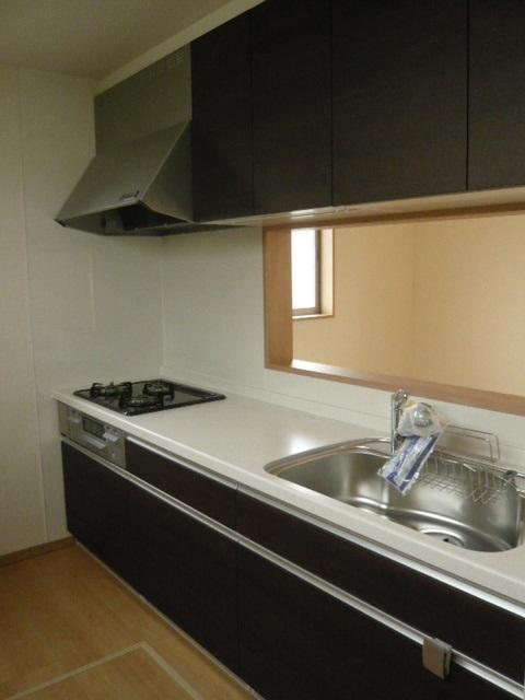 Same specifications photo (kitchen). Same specifications