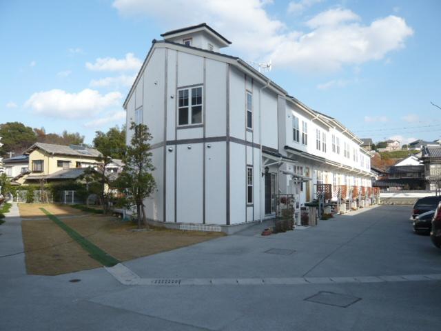 Local appearance photo