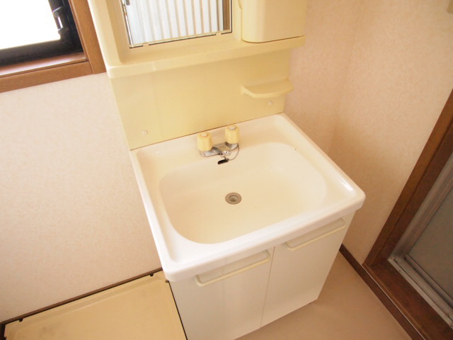 Washroom. It is easy to live in clean water around!