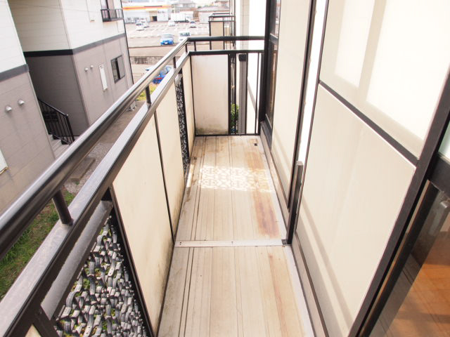 Balcony. Dried easy balcony of laundry.