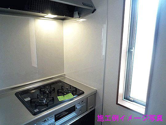 Kitchen. Three-necked gas stove