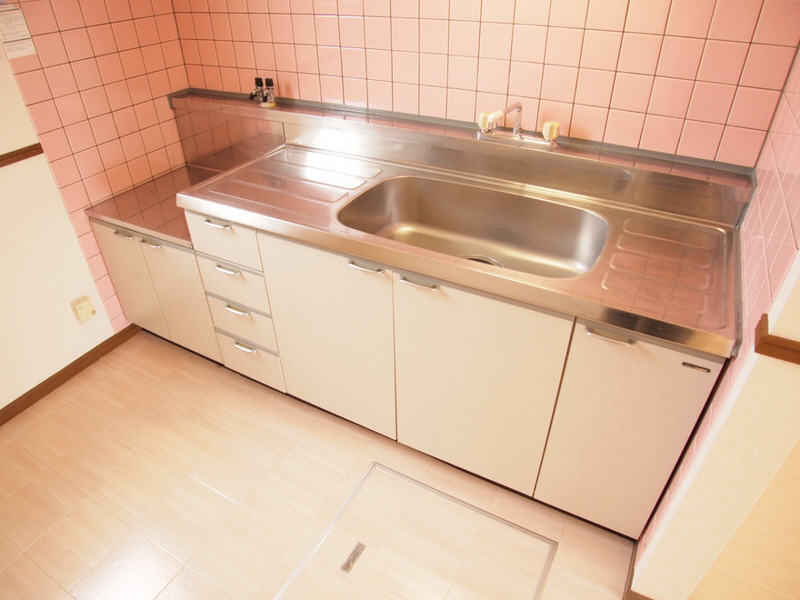 Kitchen.  ※ Photo By room