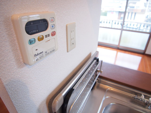 Other Equipment. Easily can you at hand the temperature adjustment. 