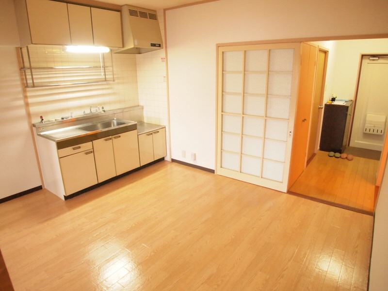 Living and room. Dining space