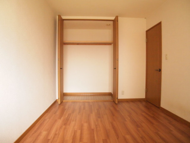 Receipt. You can store plenty big closet.