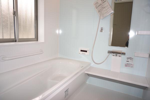 Same specifications photo (bathroom). (Building 2) same specification