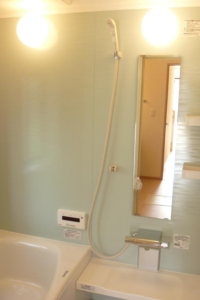 Same specifications photo (bathroom). ◆ Example of construction ◆