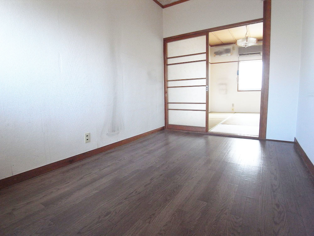 Other room space. Little spacious kitchen space