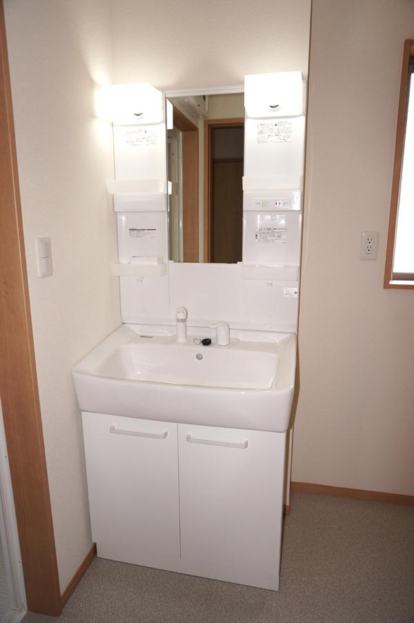 Same specifications photos (Other introspection)