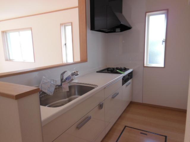 Kitchen. Indoor (11 May 2013) Shooting kitchen