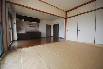 Other room space. Japanese-style room ※ Another Room No. reference photograph