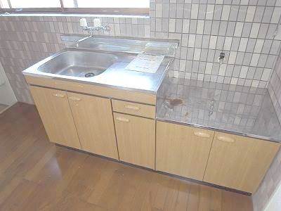 Kitchen. Two-burner stove corresponding Kitchen!