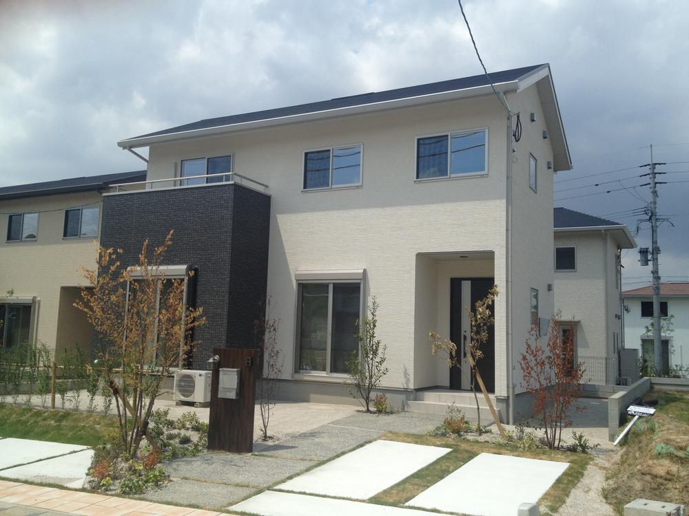 Local appearance photo.  [No. 6 areas] Local (August 2013) Shooting