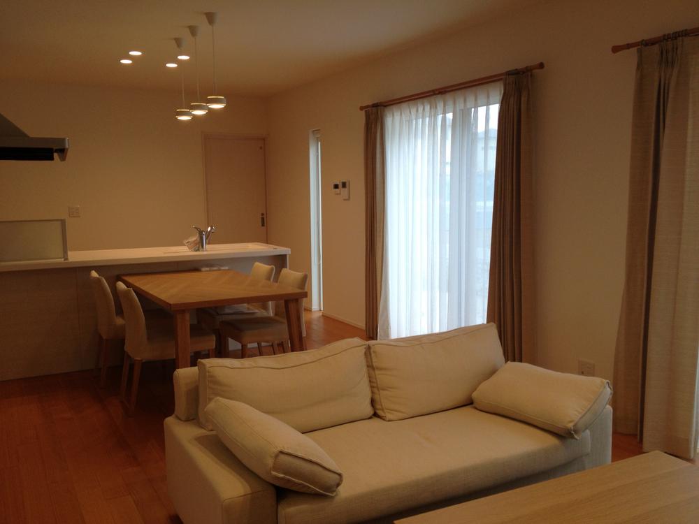 Living.  [No. 3 place] Local (August 2013) Shooting