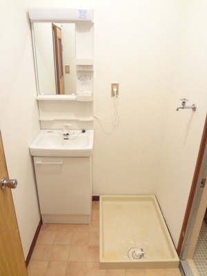 Washroom. Dressing room