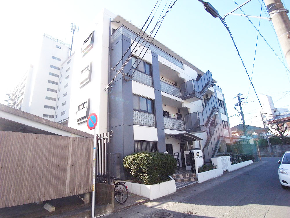 Building appearance. It has become a beautiful recently since the exterior renovation