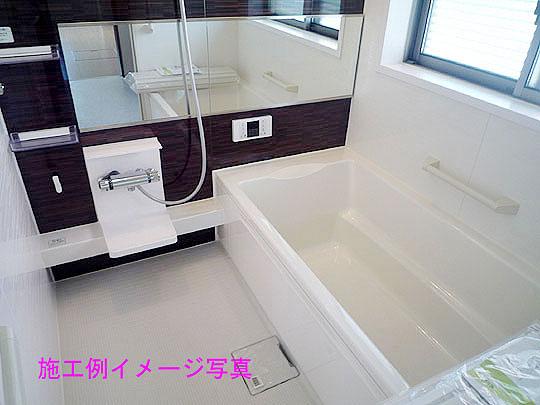 Bathroom. With reheating full Otobasu