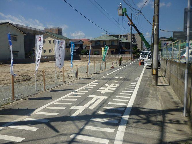 Other local. Front road (northwest)