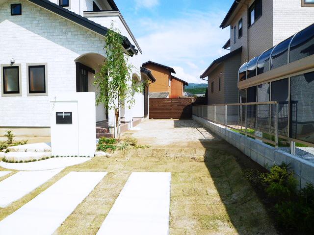 Garden. Local (September 2013) Shooting