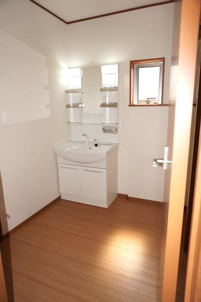 Same specifications photos (Other introspection). (1 Building) same specification