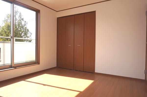 Non-living room. Indoor (10 May 2013) Shooting