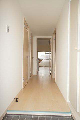 Entrance. Beautiful entrance. 