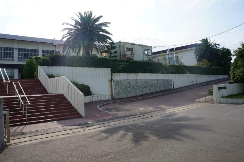 Junior high school. Kasuya stand Kasuya until junior high school 1300m