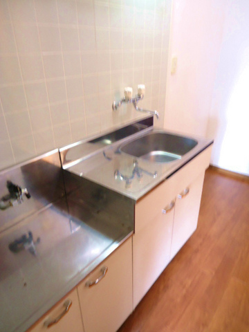 Kitchen. Is a gas stove brought expressions kitchen