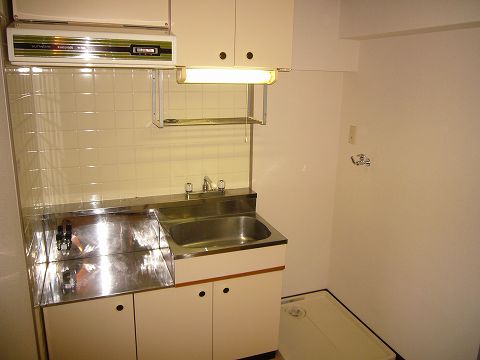 Living and room. Kitchen